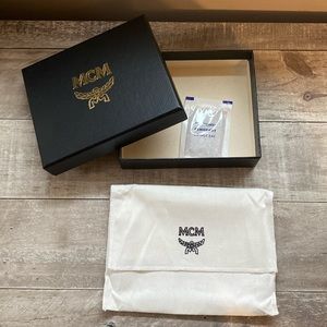 MCM box & dust bag for short wallet